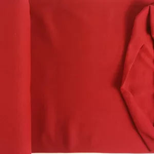 Kuvassa Tummanpunainen / joulunpunainen X160 Yksivärinen pehmeä resori