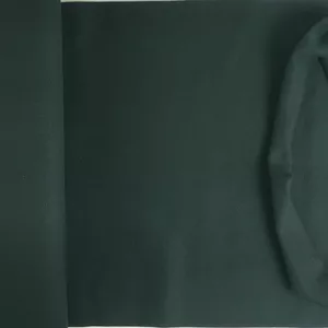 Kuvassa Musta X690 Yksivärinen pehmeä resori